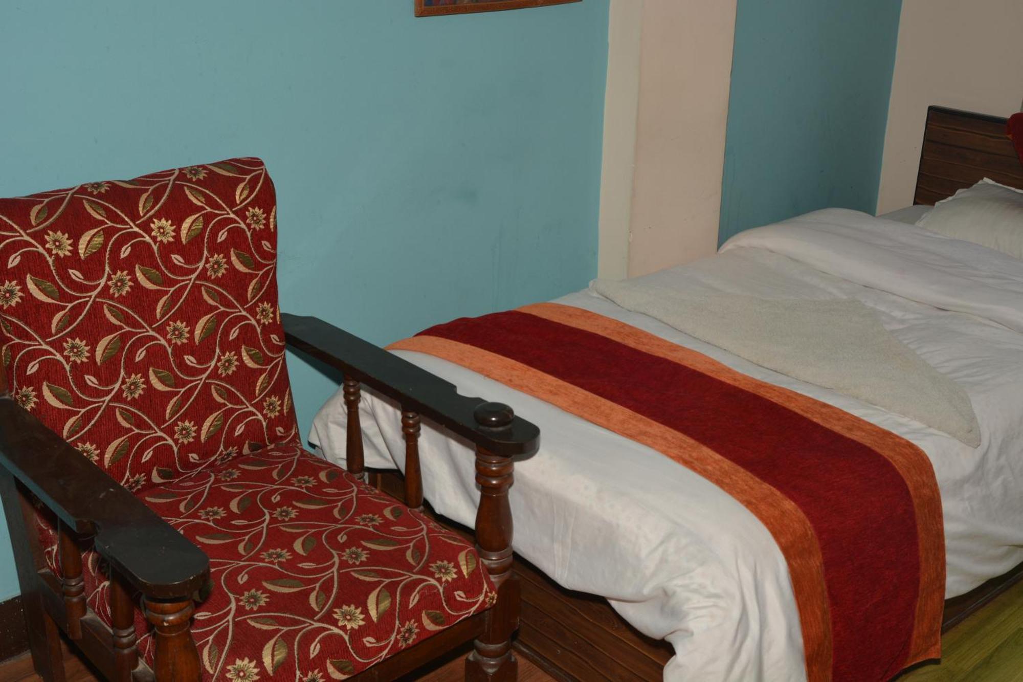 Hotel Discovery Inn カトマンズ エクステリア 写真